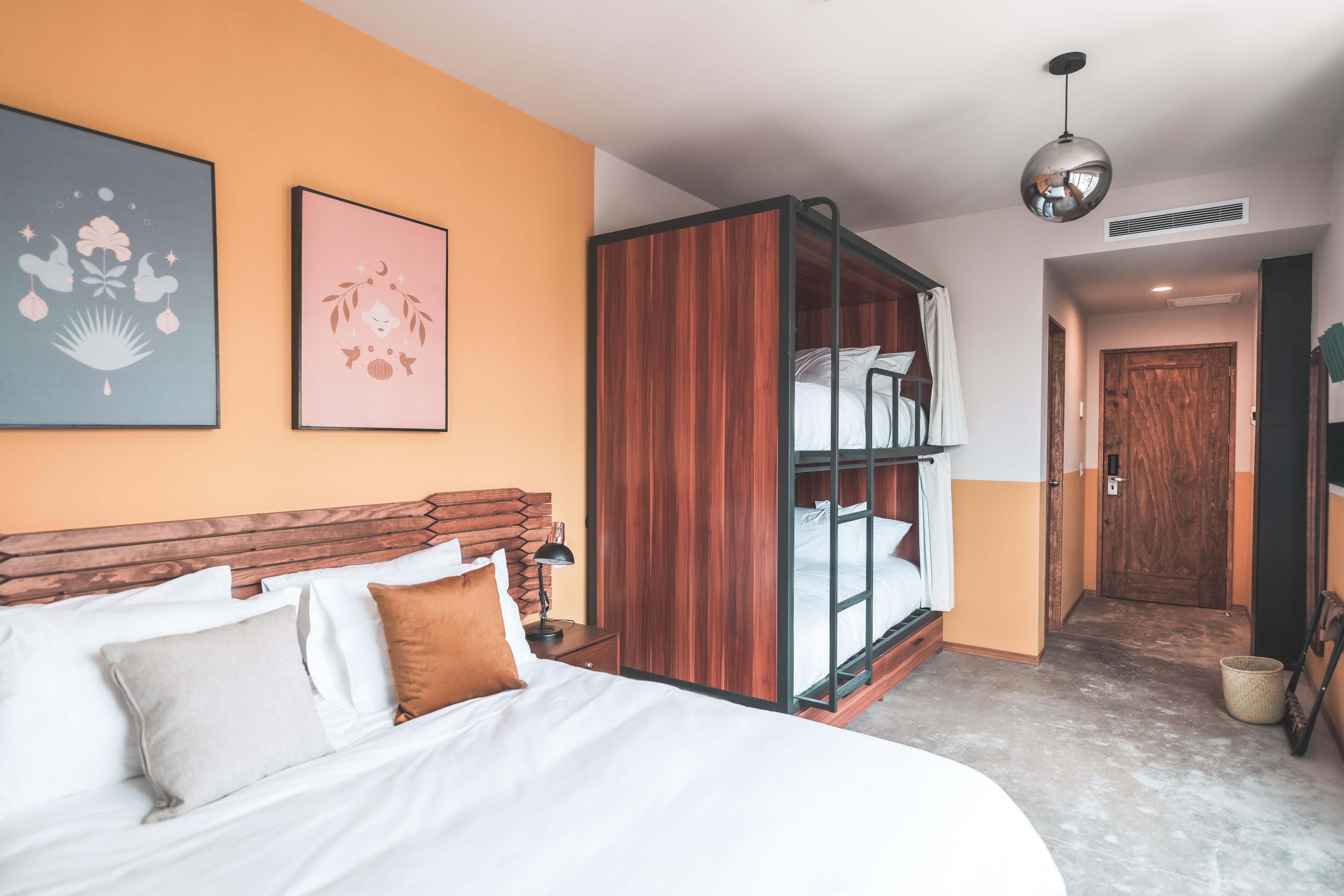 Hotel Ola Chapultepec Гвадалахара Экстерьер фото