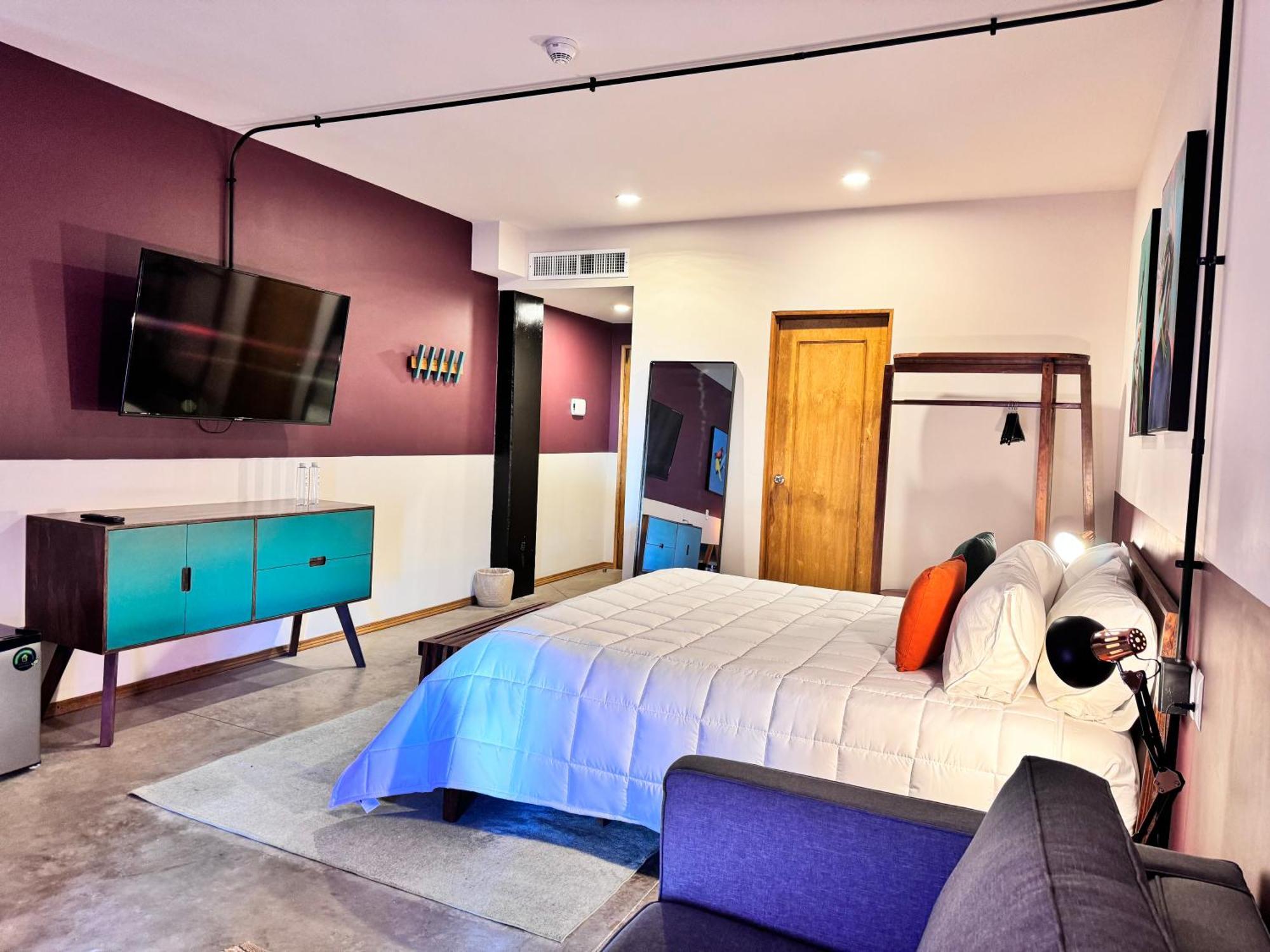 Hotel Ola Chapultepec Гвадалахара Экстерьер фото
